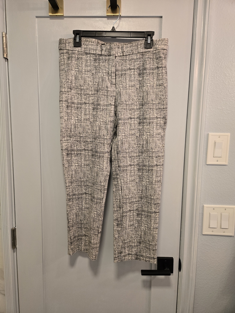 Amanda + Chelsea Gray Textured Straight-Leg Ankle Crop Women's Dress Pants